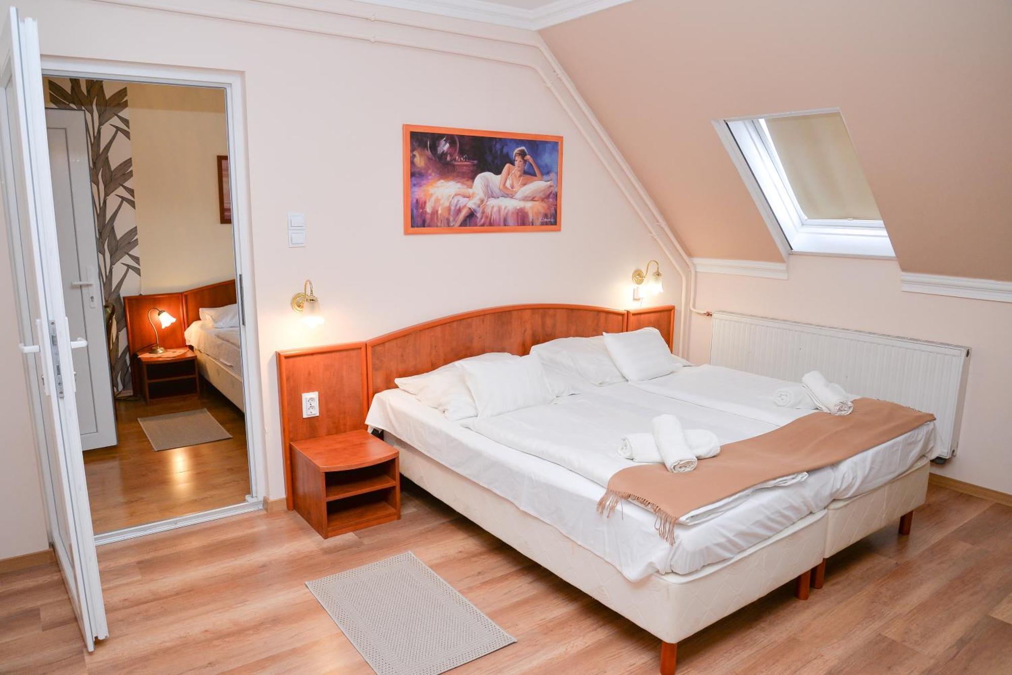 Bed and Breakfast Major Panzio Es Etterem Hajdúszoboszló Exterior foto